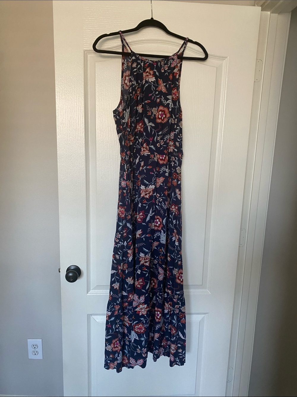 Old Navy Navy Floral Maxi Dress with Spaghetti Straps